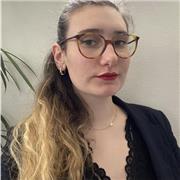 Professeur à domicile pour aider les élèves de primaire.